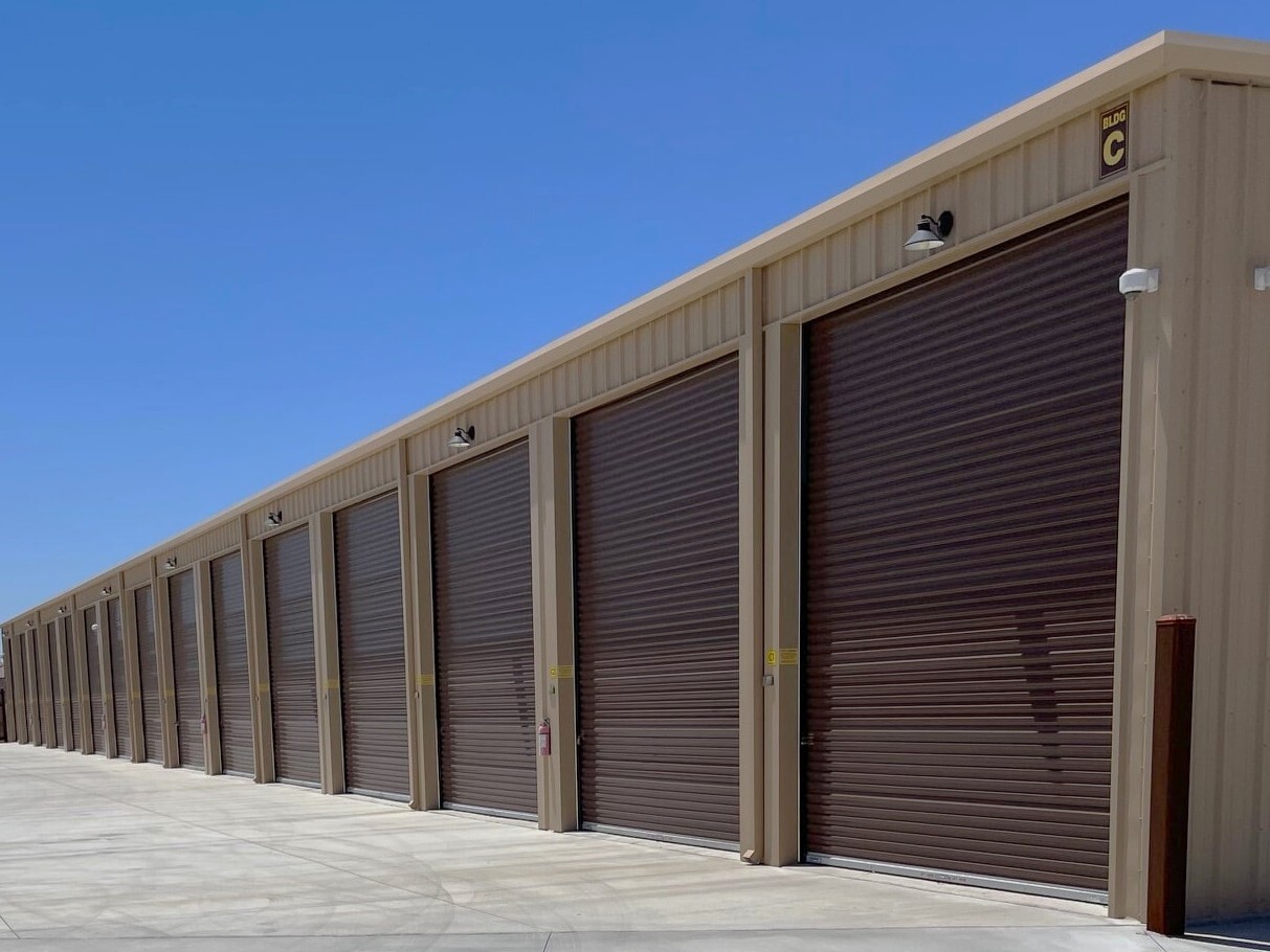 Mohave Parkway Storage 2601 Luaghlin View Drive Buyllhead City AZ North Fork RV Boat Toy