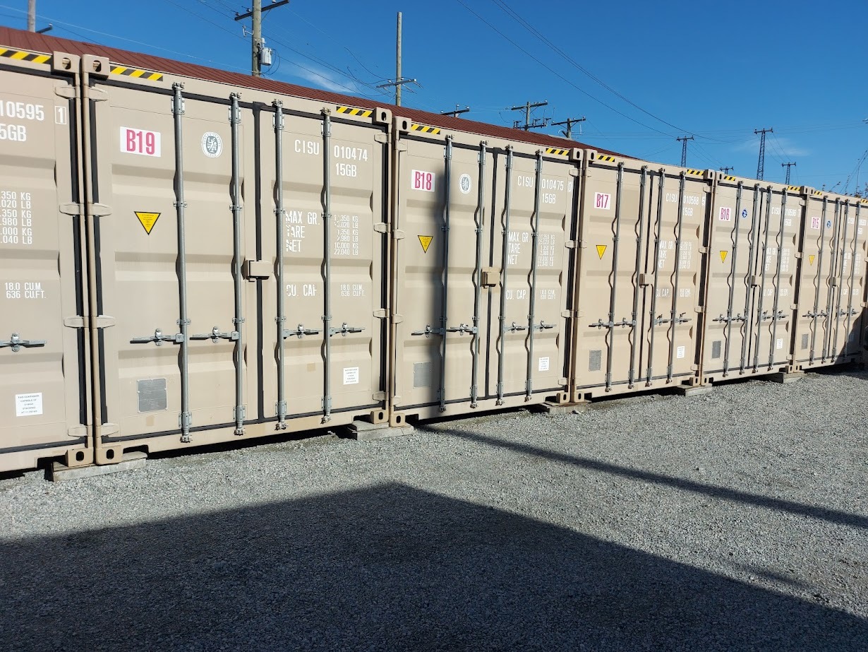 Container units with numbered signage