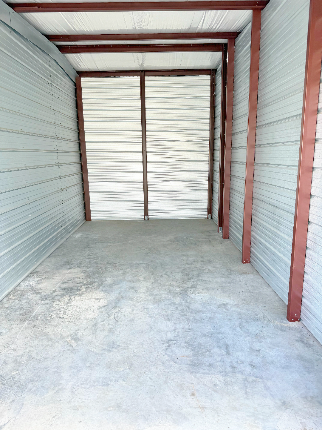 how-to-store-furniture-long-term-in-georgia-humidity