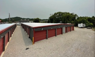 Climate-controlled, drive-up, and RV & boat storage in Cross Lanes, WV
