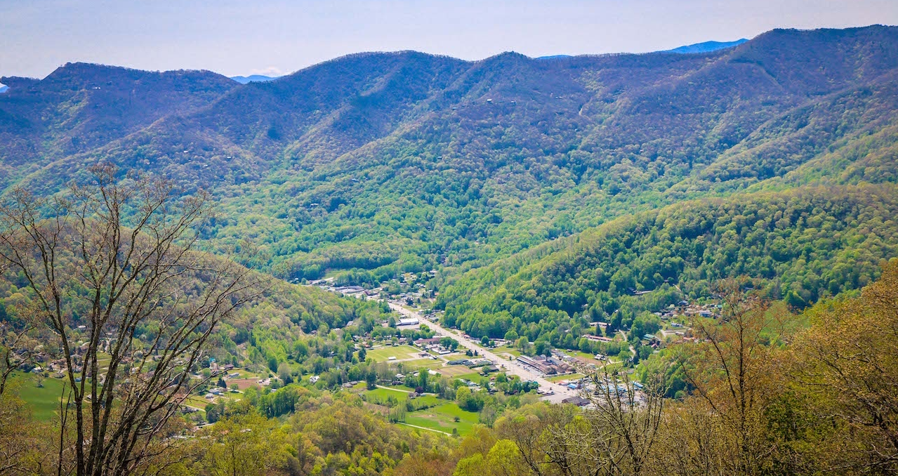 Dellwood & Maggie Valley