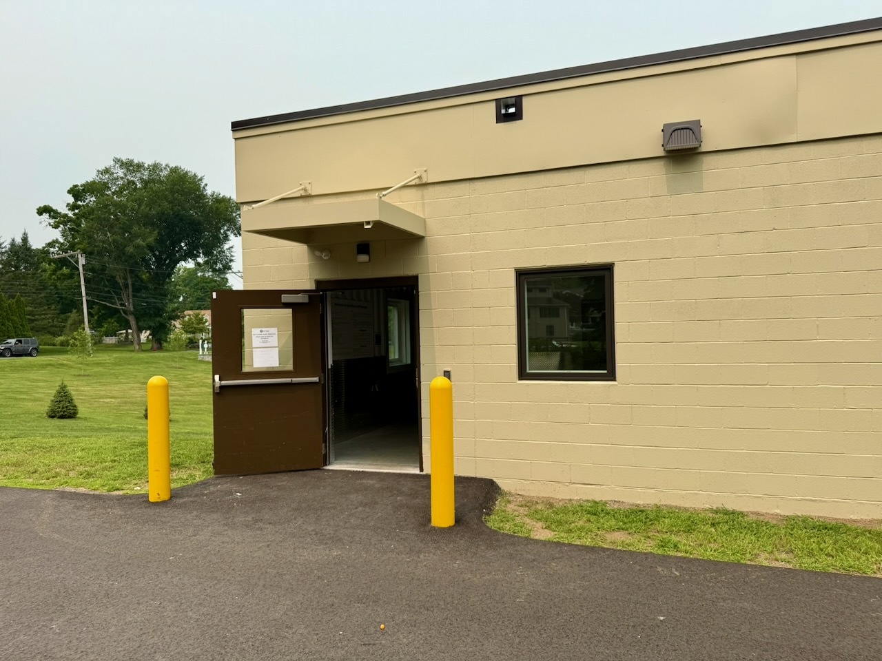 The ground level entrance to the upper floor of Building 2 at Southbury Self Storage, built into the hillside